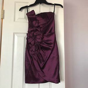 Jessica McClintock.    Silk Taffeta dress